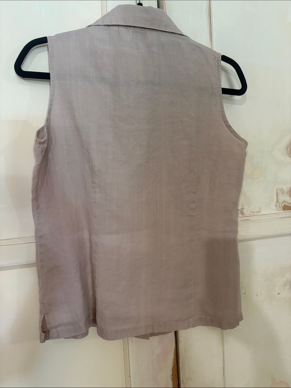 Sleeveless Linen Button-Front Collared Sleeveless Top Taupe - Picture 4 of 4